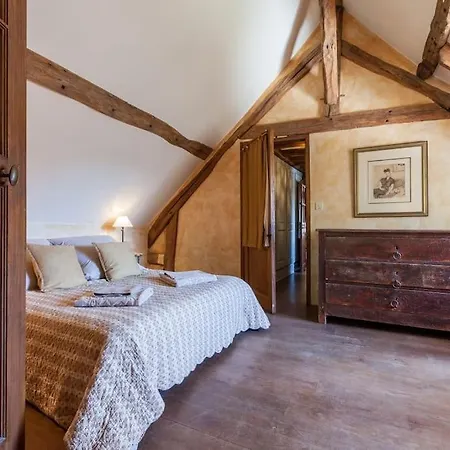 Nyaraló Le Cottage, Maison Paysanne Au Coeur Du Vexin