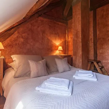 Nyaraló Le Cottage, Maison Paysanne Au Coeur Du Vexin *